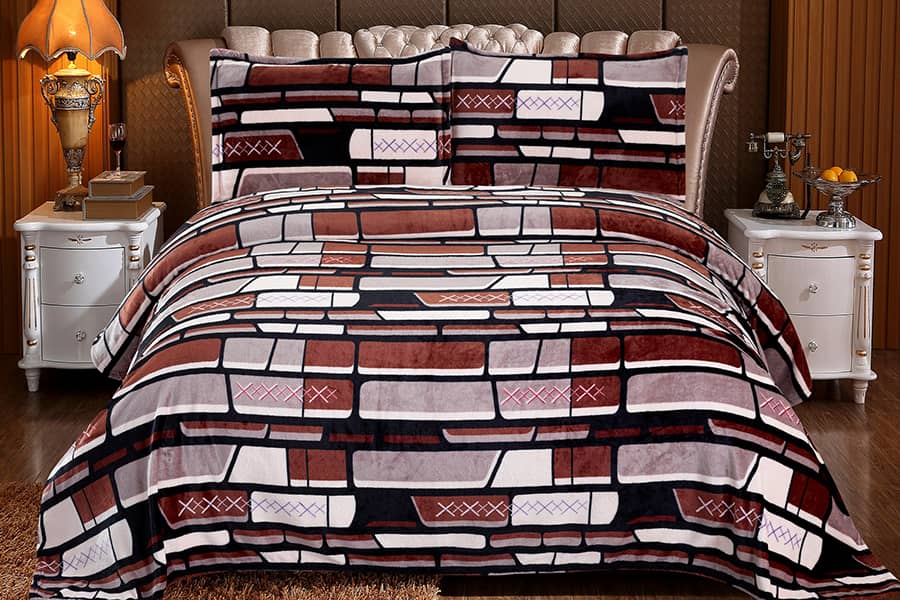 Pattern Printed Winter Quilt Cover With Pillow Set For Adults 
