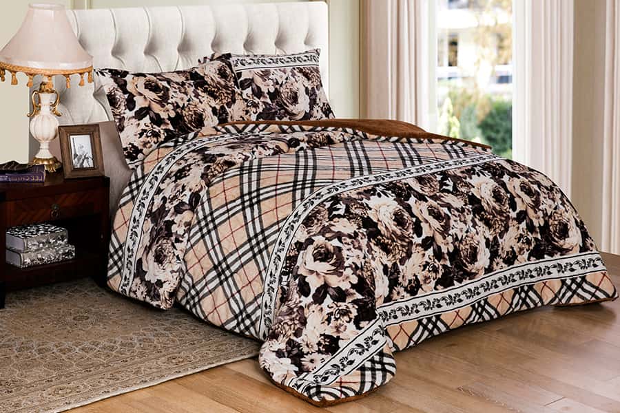 Quilt & Comforter