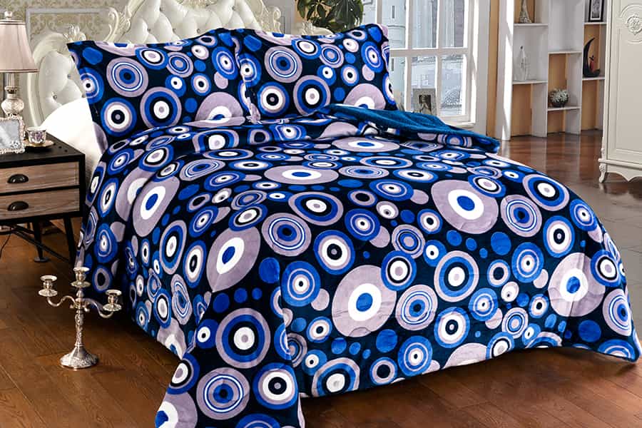 Quilt & Comforter