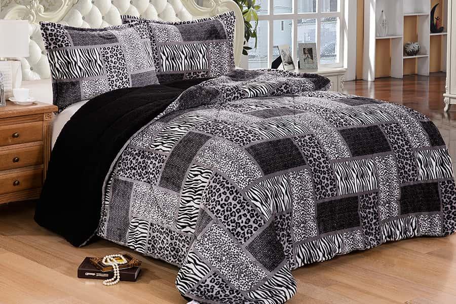 Soft Warm Winter Thick Throw Fleece Flannel Blanket quilt with sherpa