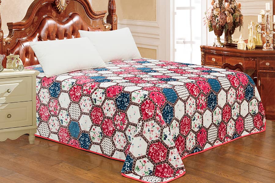 Wholesale 100% Polyester Burnt Out Printed Plain Coral Fleece Blanket For Adults 