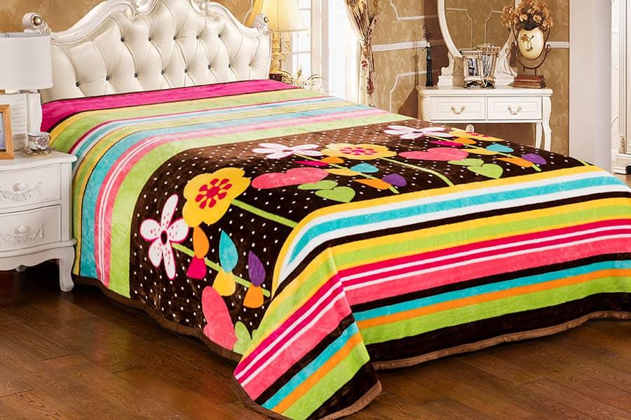 Wholesales 100%polyester large size printed flannel blanket bed sheet 