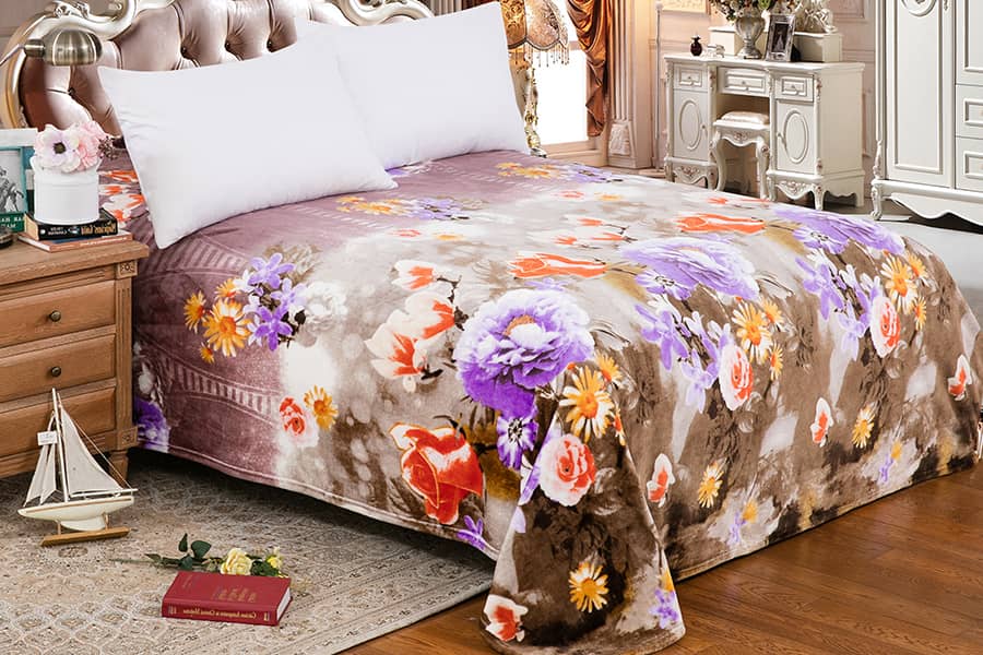 Wholesale Super Comfortable Cute Cow Pattern Custom Printed Blankets 
