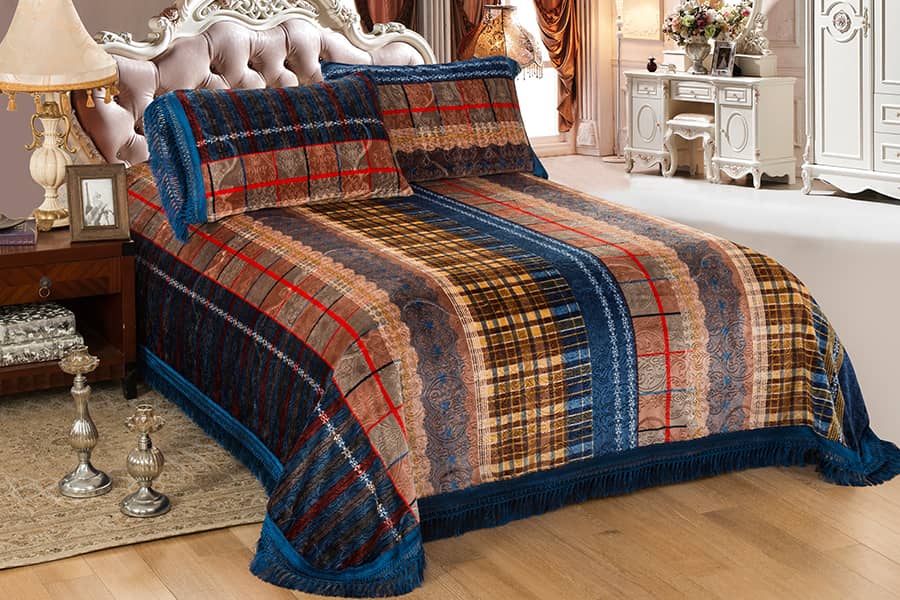 Wholesale Cozy Velvet Surface Color Printing Super Soft Thick Coral Fleece Knee Blankets 