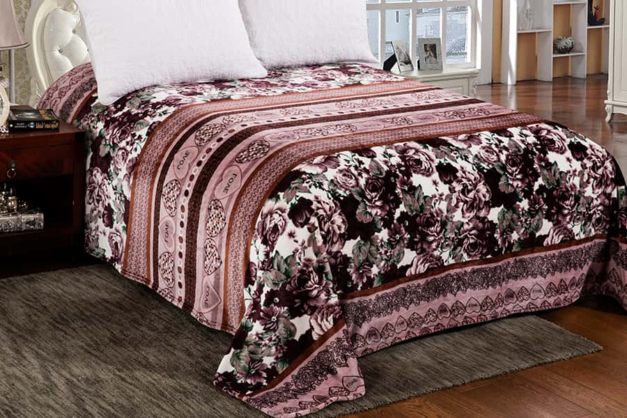 Wholesale Cow Animal Print Large Thick Fleece Flannel Blanket for Home Textile