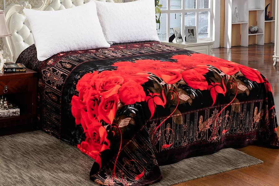Wholesale Cozy Velvet Surface Color Printing Super Soft Thick Coral Fleece Knee Blankets 