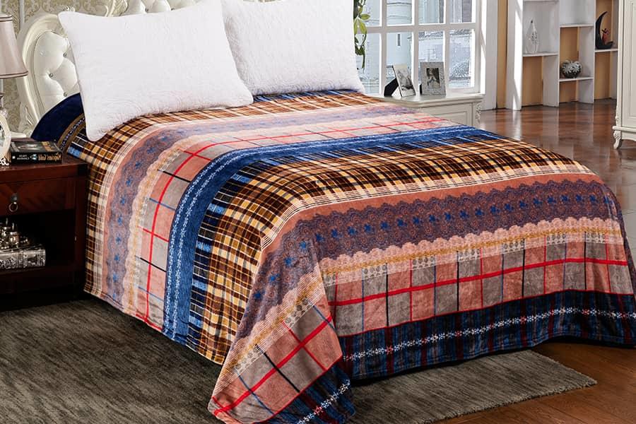 large size warm cozy custom dyed double side flannel blanket 